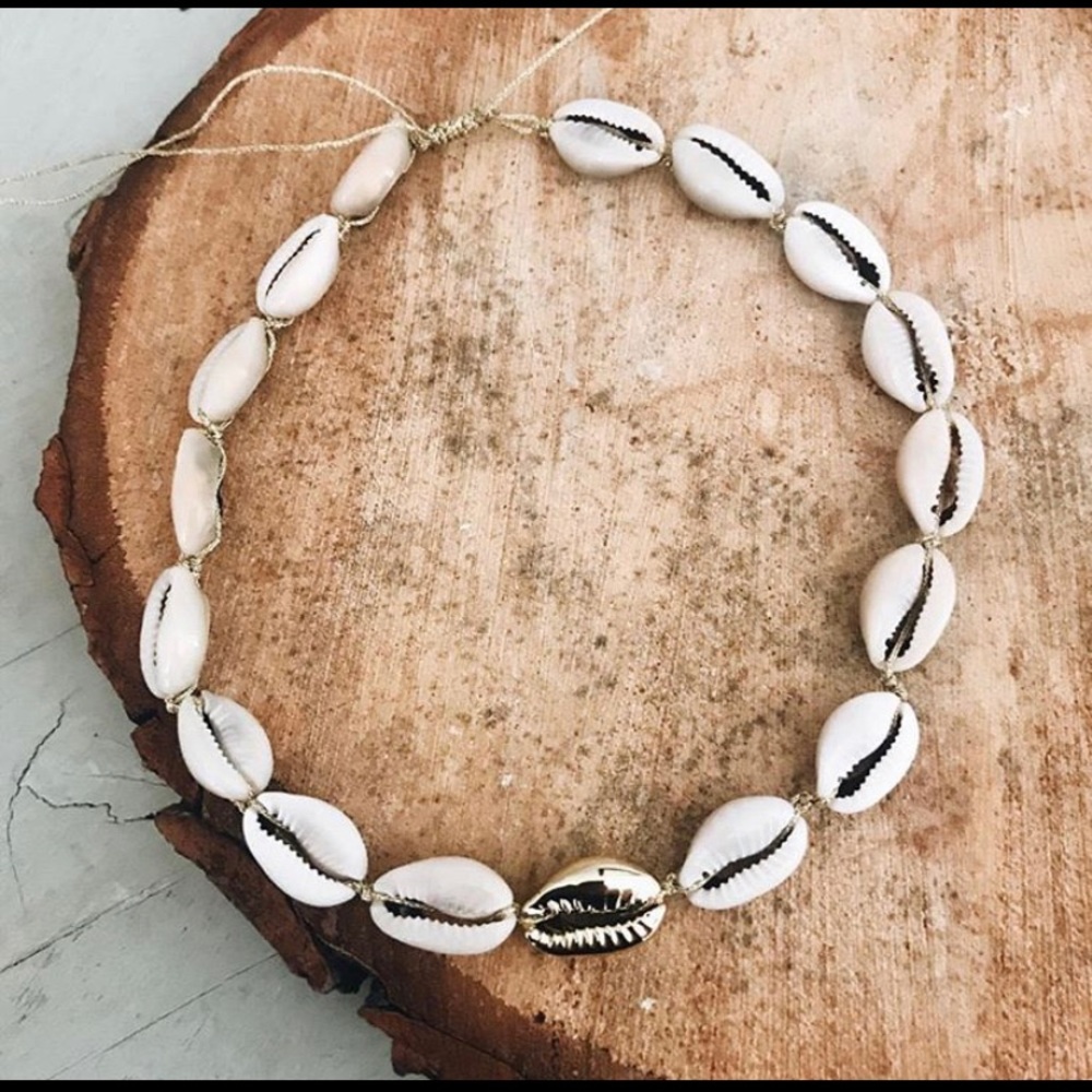 Shell Necklace